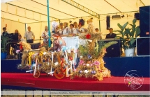 Gminno-Parafialone Dozynki w Zdzenicach - 2004 rok!