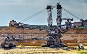 excavators-1050501_1920