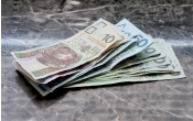 polskie bankntoty 10, 50 i 100 zl