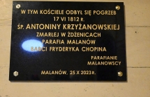 Tablica upamiętniająca 