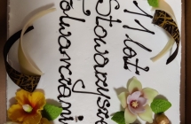 Tort z napisem - 11 lat stowarzyszenia Folwarczanie 
