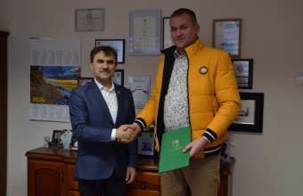 Montaż energooszczędnych opraw w sali sportowej oraz na obiekcie Moje Boisko Orlik 2012