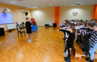 Malanowskie pierwszaki w gronie czytelników szkolnej biblioteki