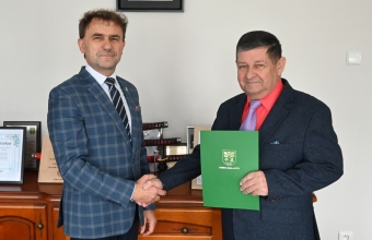 Nowy pojazd dla OSP Kotwasice – podpisano umowę na 160 tys. zł