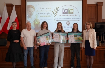 Sukces naszych uczniów w konkursie fizyczno - chemicznym